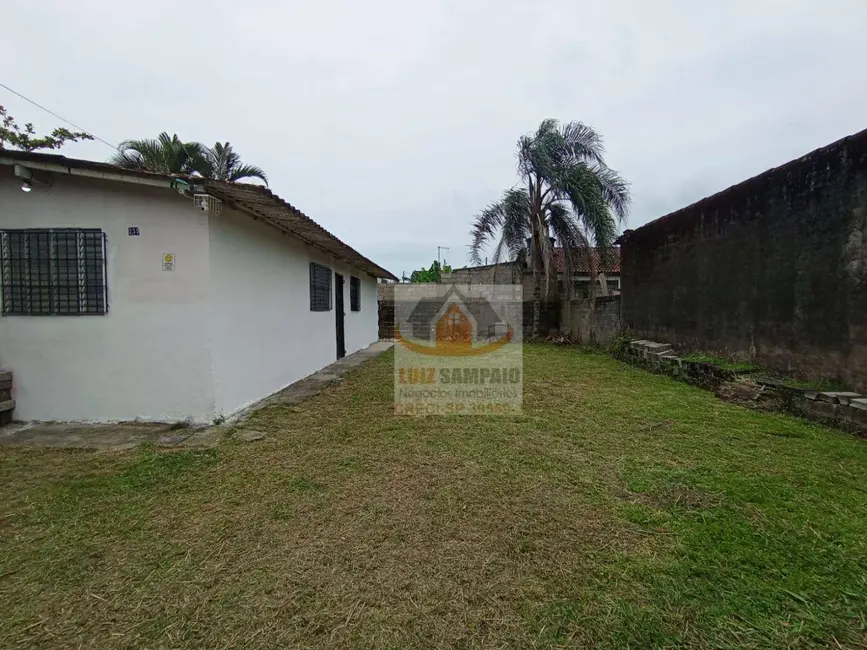Foto 1 de Casa com 1 quarto à venda, 240m2 em Itanhaem - SP