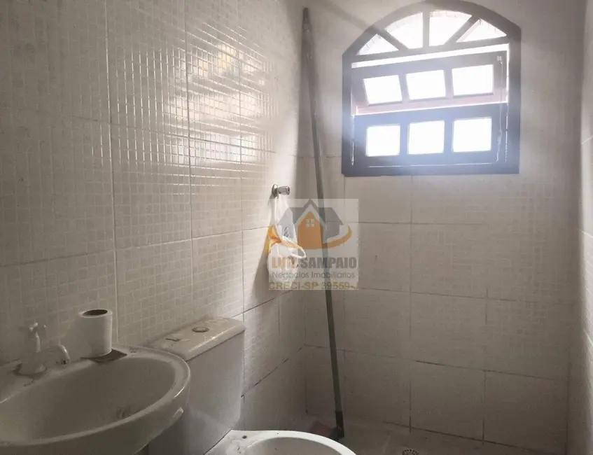 Foto 9 de Casa com 2 quartos à venda, 125m2 em Itanhaem - SP
