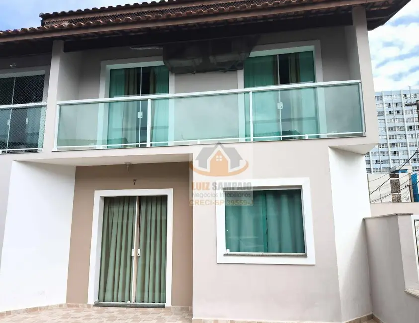 Foto 1 de Sobrado com 2 quartos à venda, 85m2 em Itanhaem - SP