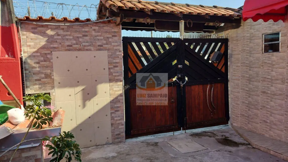 Foto 1 de Casa com 3 quartos à venda, 206m2 em Itanhaem - SP