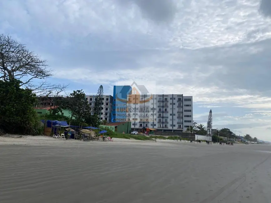 Foto 2 de Apartamento com 2 quartos à venda, 69m2 em Itanhaem - SP