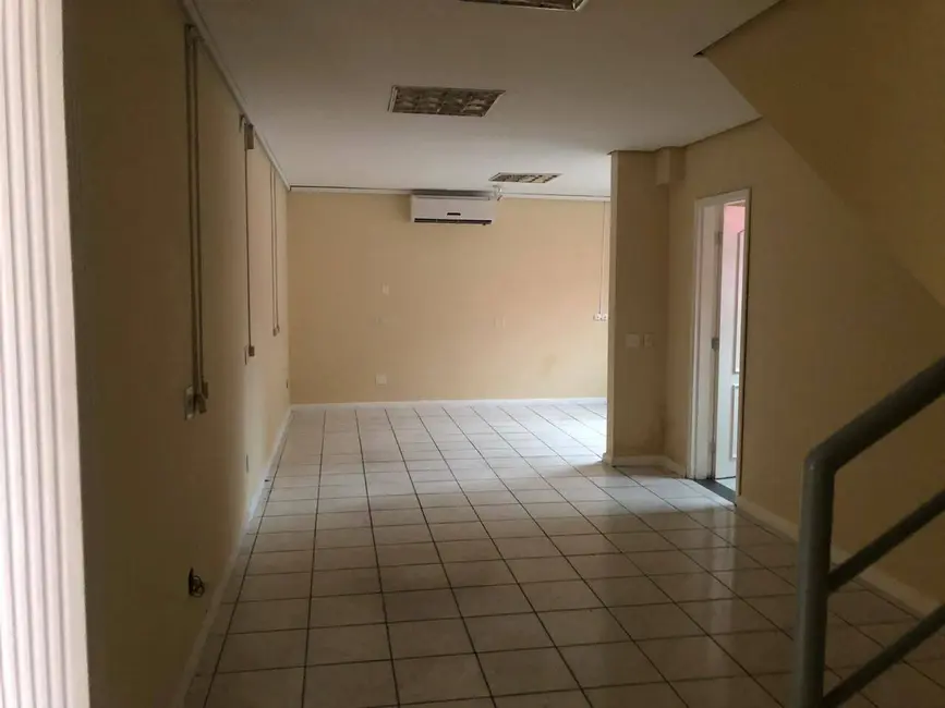 Sala Comercial à venda e para alugar em Centro, Manaus - AM - imagem 3 Foto 3 de Sala Comercial à venda e para alugar em Centro, Manaus - AM