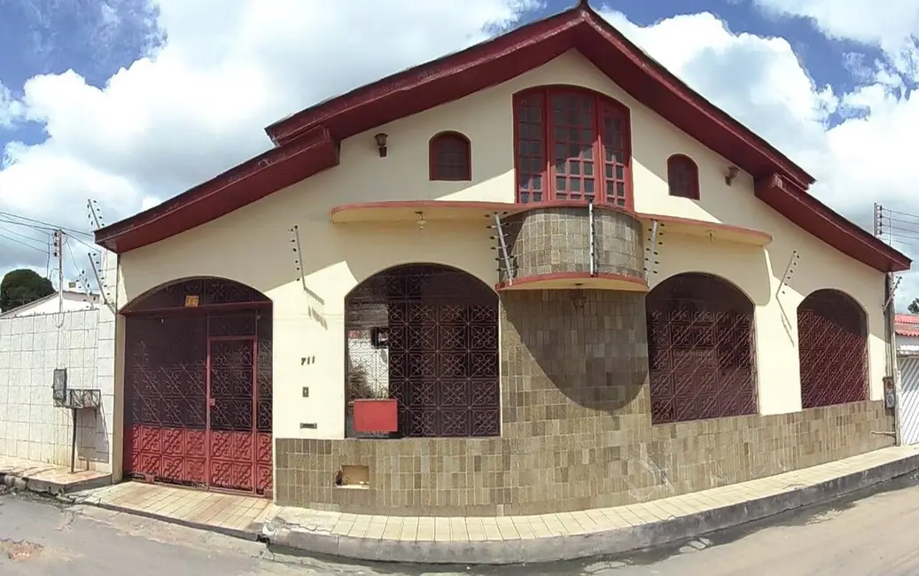 Foto 1 de Casa com 4 quartos à venda e para alugar em Alvorada, Manaus - AM
