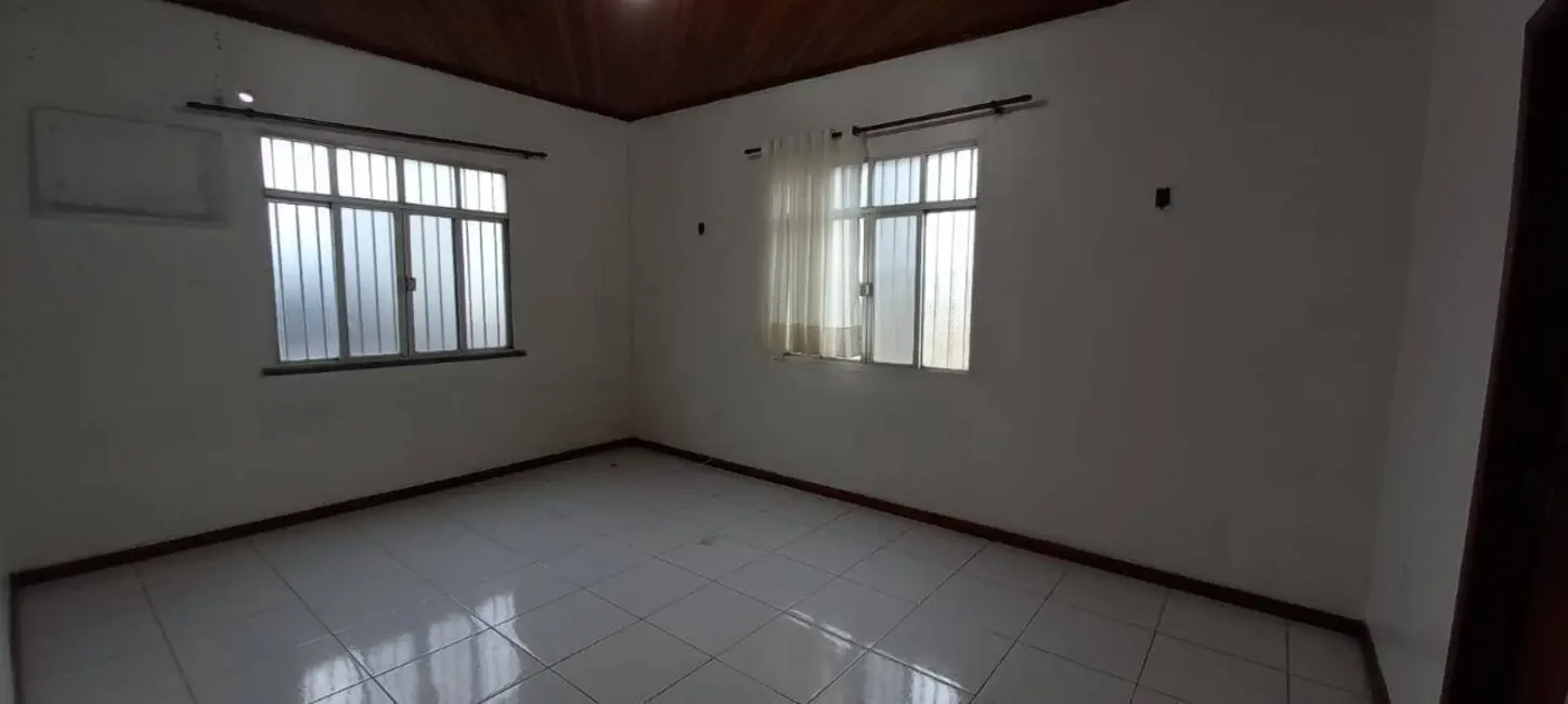 Foto 3 de Apartamento com 2 quartos para alugar, 50m2 em São Jorge, Manaus - AM