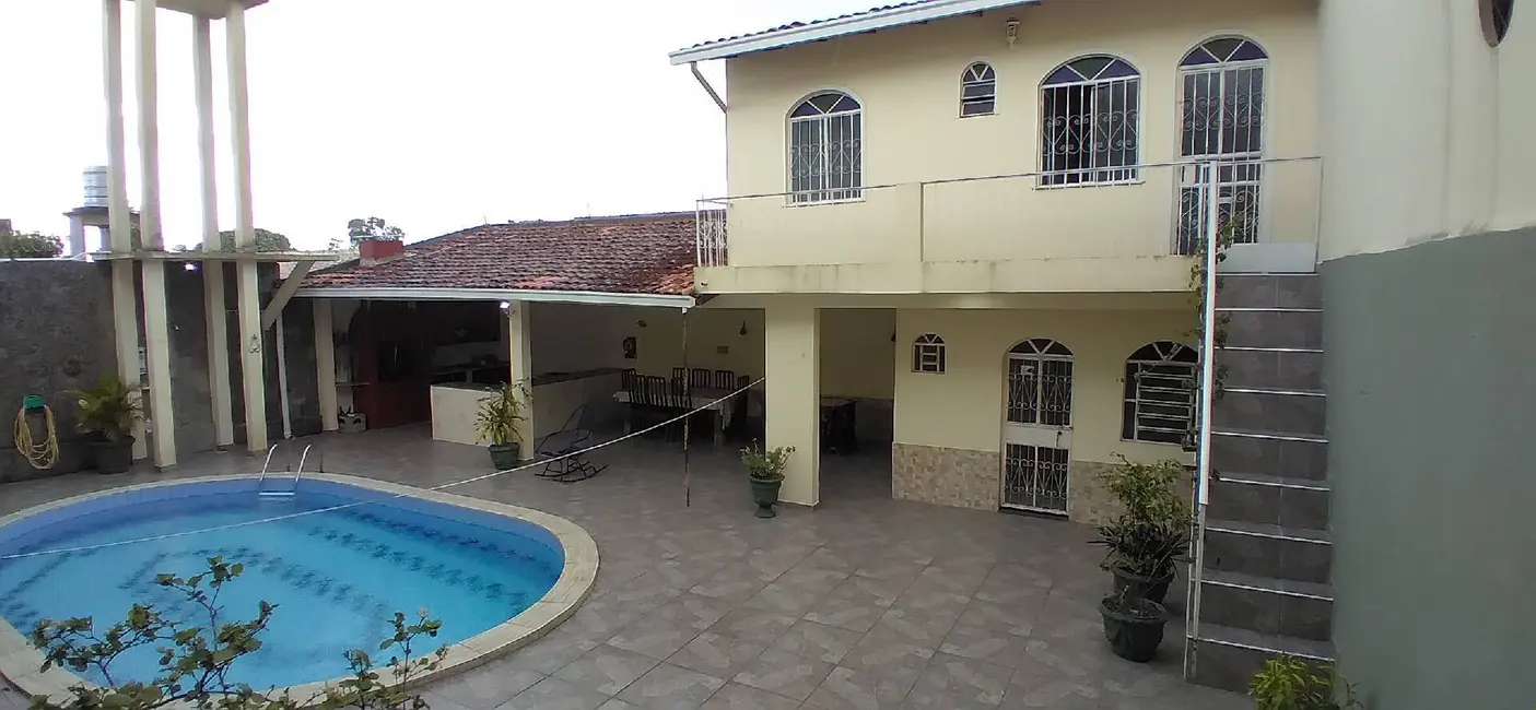 Casa com 4 quartos à venda, 510m2 em Aleixo, Manaus - AM - imagem 8 Foto 8 de Casa com 4 quartos à venda, 510m2 em Aleixo, Manaus - AM