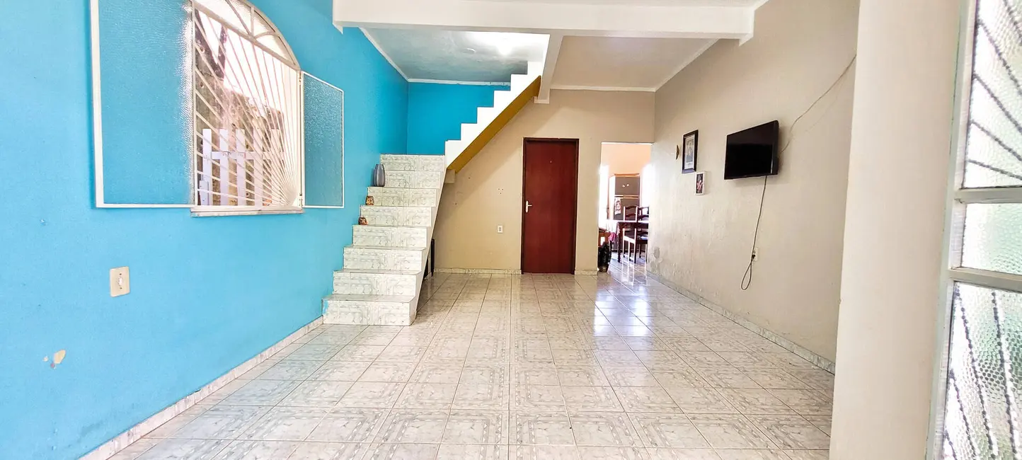 Foto 2 de Casa com 2 quartos à venda, 104m2 em Redenção, Manaus - AM