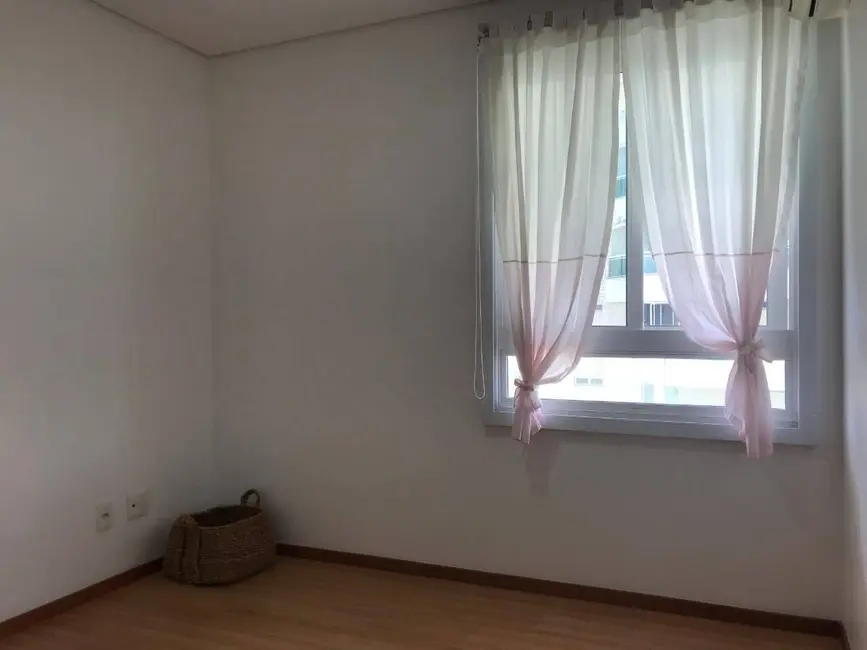 Foto 3 de Apartamento com 3 quartos para alugar, 167m2 em Adrianópolis, Manaus - AM