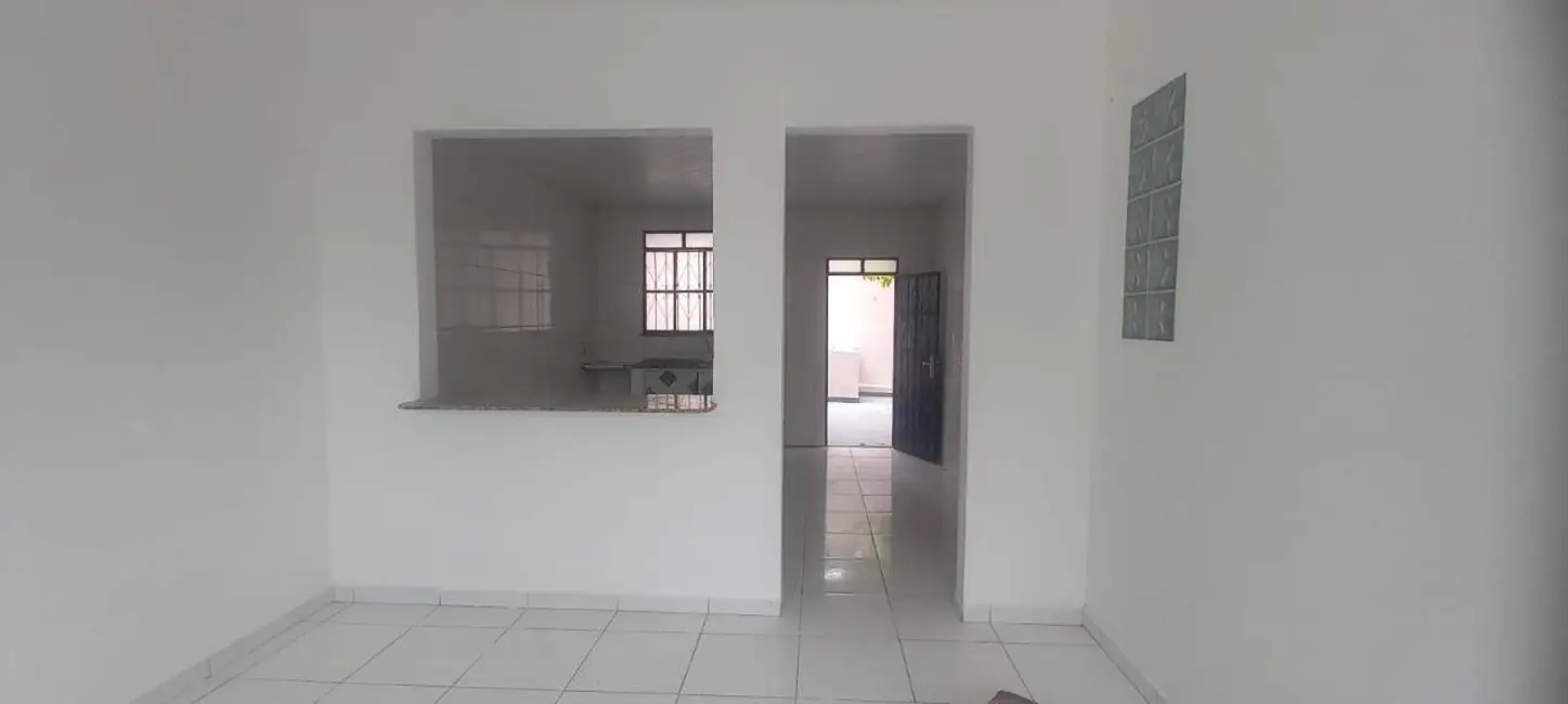 Foto 3 de Casa com 2 quartos para alugar em São Jorge, Manaus - AM