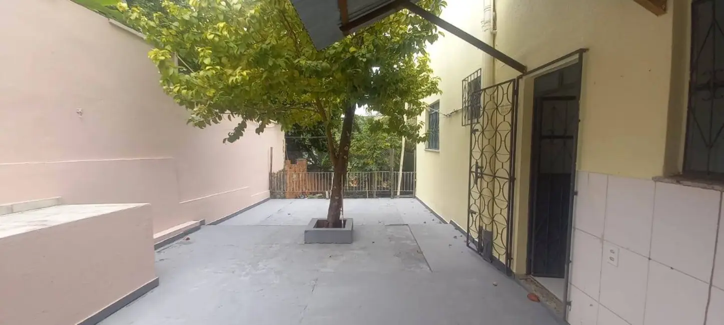 Foto 9 de Casa com 2 quartos para alugar em São Jorge, Manaus - AM