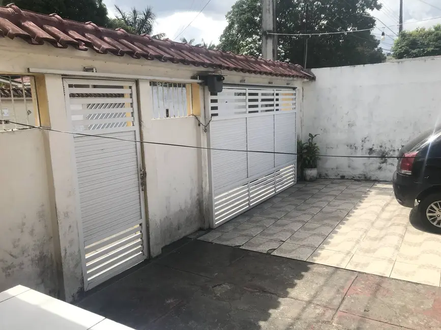 Foto 2 de Casa com 4 quartos à venda, 384m2 em Planalto, Manaus - AM