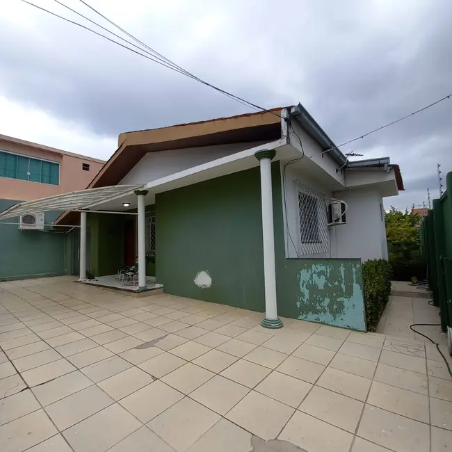 Foto 3 de Casa com 3 quartos à venda e para alugar, 450m2 em Santo Antônio, Manaus - AM