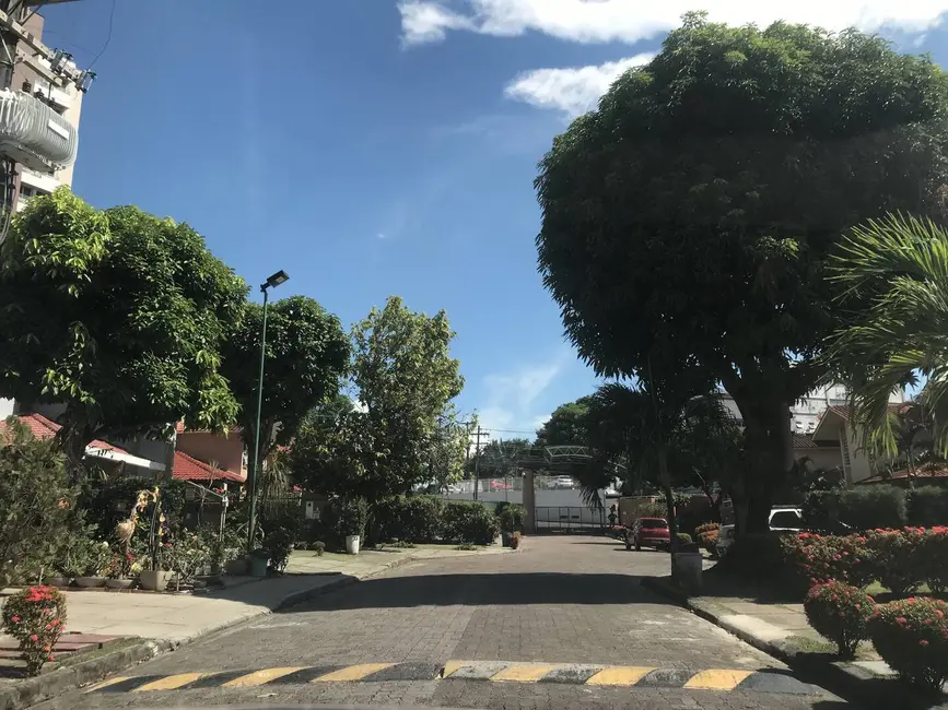 Foto 3 de Casa com 3 quartos à venda e para alugar em Nova Esperança, Manaus - AM