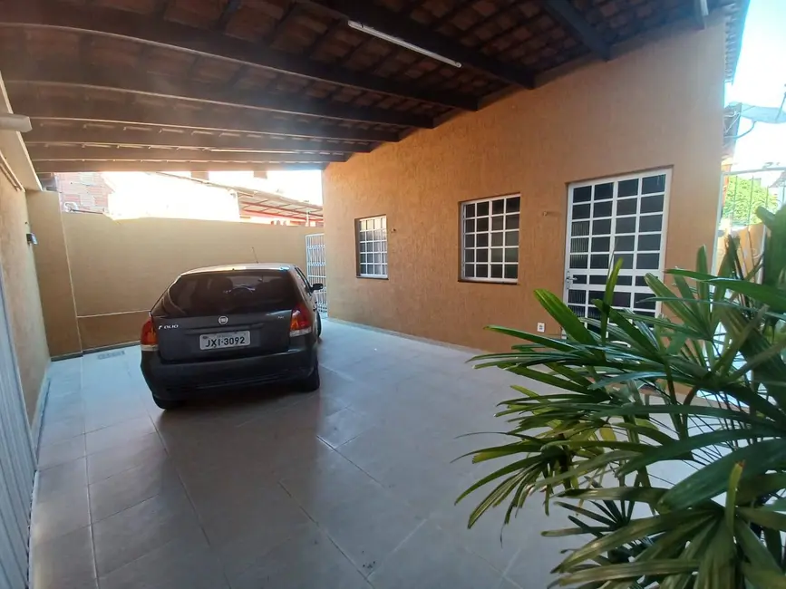 Casa com 2 quartos à venda, 190m2 em São José Operário, Manaus - AM - imagem 4 Foto 4 de Casa com 2 quartos à venda, 190m2 em São José Operário, Manaus - AM