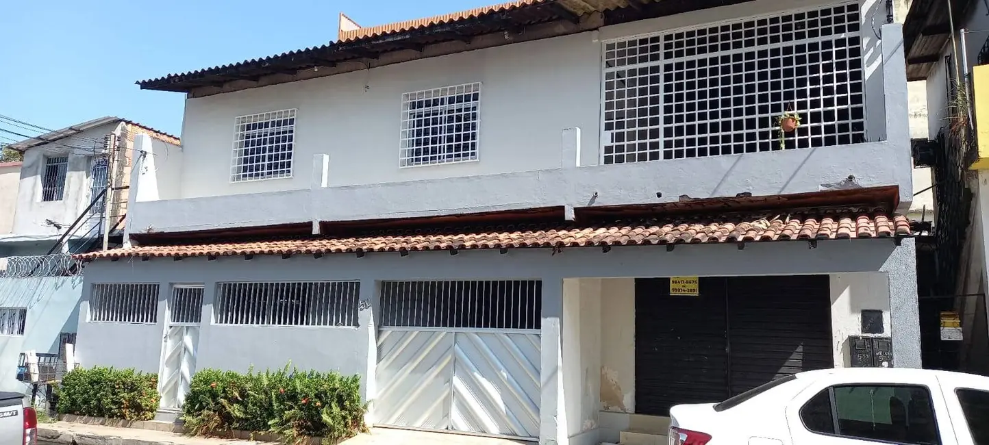 Foto 1 de Casa com 3 quartos à venda e para alugar em Petrópolis, Manaus - AM