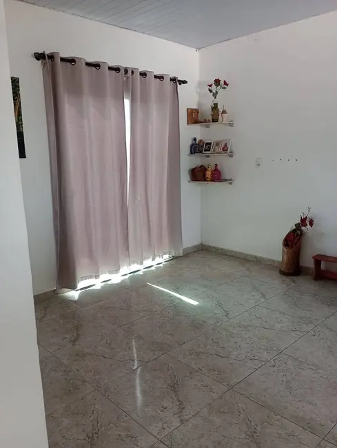 Casa com 4 quartos à venda e para alugar, 120m2 em Compensa, Manaus - AM - imagem 8 Foto 8 de Casa com 4 quartos à venda e para alugar, 120m2 em Compensa, Manaus - AM