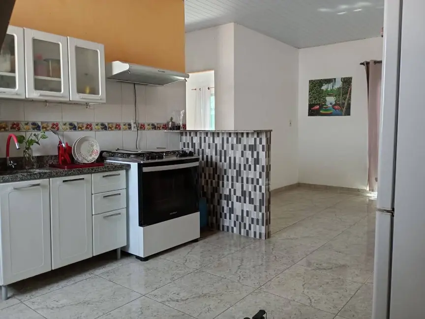 Foto 2 de Casa com 4 quartos à venda e para alugar, 120m2 em Compensa, Manaus - AM
