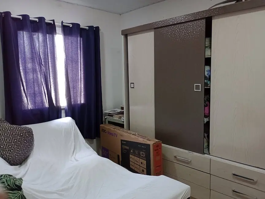 Casa com 4 quartos à venda e para alugar, 120m2 em Compensa, Manaus - AM - imagem 9 Foto 9 de Casa com 4 quartos à venda e para alugar, 120m2 em Compensa, Manaus - AM