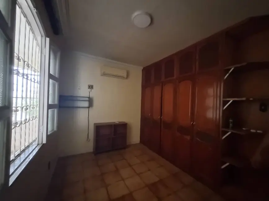 Foto 4 de Casa com 3 quartos à venda e para alugar, 600m2 em Chapada, Manaus - AM