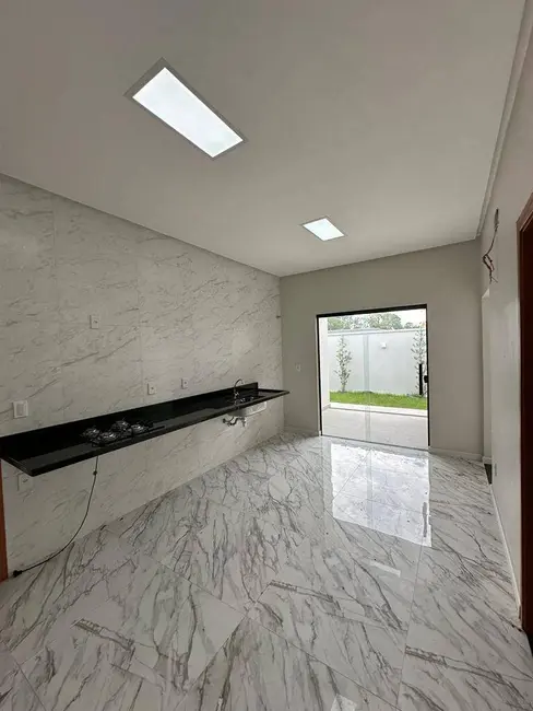 Foto 7 de Casa à venda em Ponta Negra, Manaus - AM