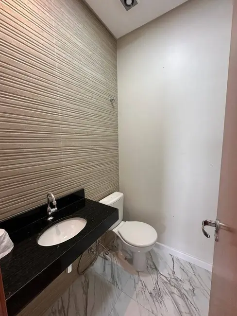 Foto 13 de Casa à venda em Ponta Negra, Manaus - AM