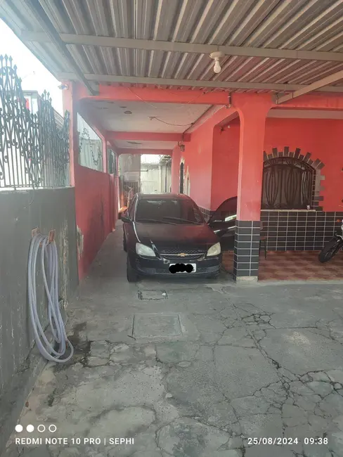 Foto 4 de Casa com 7 quartos à venda, 300m2 em Japiim, Manaus - AM