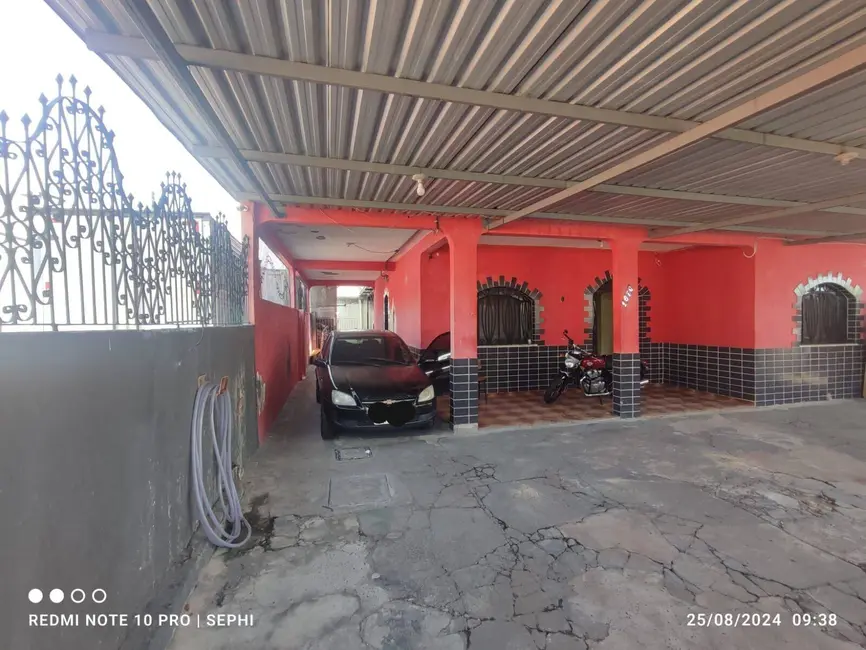 Foto 5 de Casa com 7 quartos à venda, 300m2 em Japiim, Manaus - AM