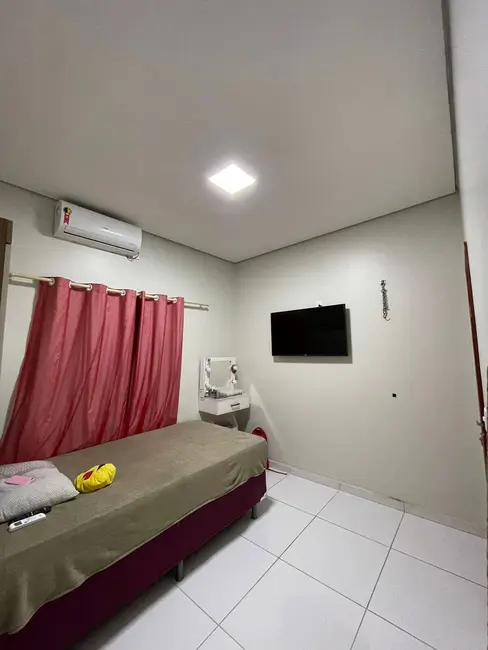 Foto 4 de Casa com 3 quartos à venda em Ponta Negra, Manaus - AM