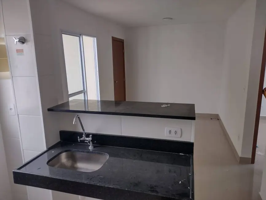 Foto 4 de Apartamento com 2 quartos para alugar em Planalto, Manaus - AM