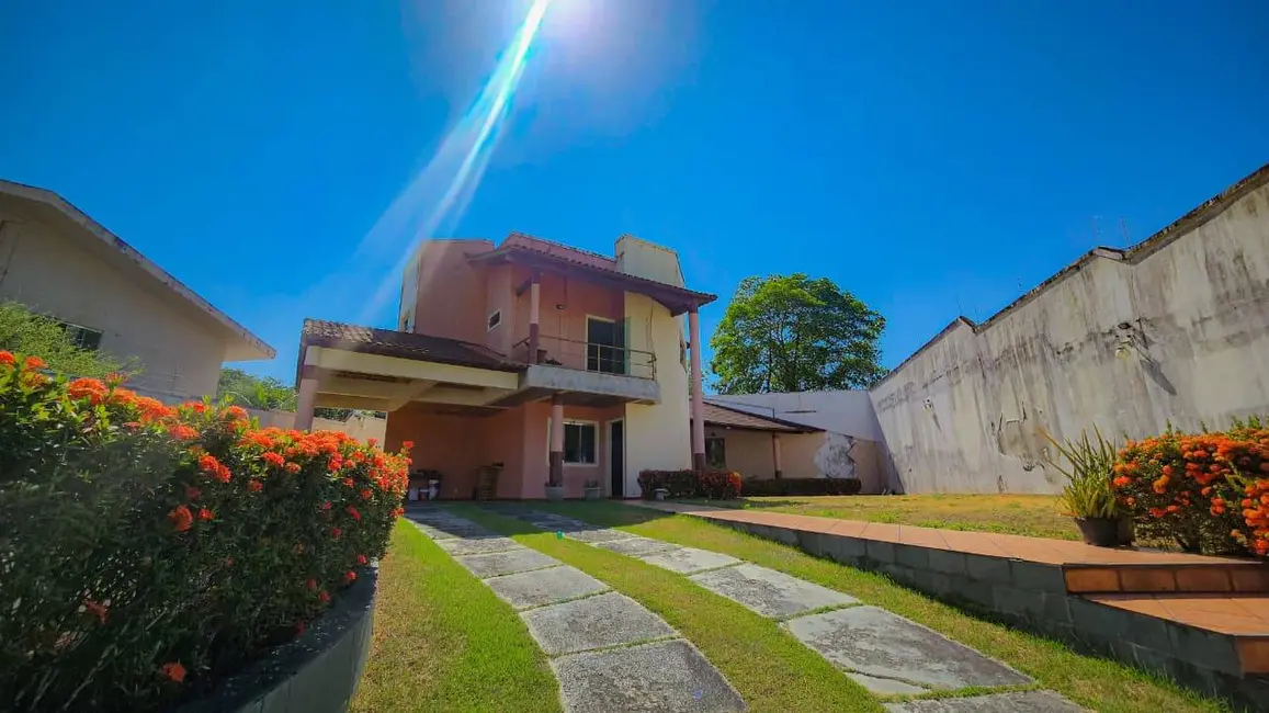 Casa com 3 quartos à venda, 600m2 em Ponta Negra, Manaus - AM - imagem 2 Foto 2 de Casa com 3 quartos à venda, 600m2 em Ponta Negra, Manaus - AM