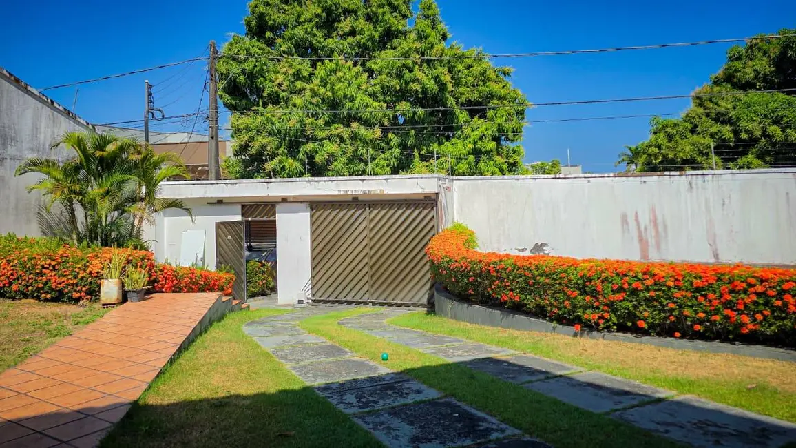 Casa com 3 quartos à venda, 600m2 em Ponta Negra, Manaus - AM - imagem 6 Foto 6 de Casa com 3 quartos à venda, 600m2 em Ponta Negra, Manaus - AM