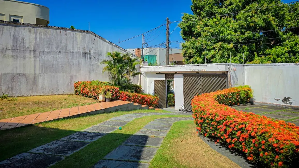Casa com 3 quartos à venda, 600m2 em Ponta Negra, Manaus - AM - imagem 7 Foto 7 de Casa com 3 quartos à venda, 600m2 em Ponta Negra, Manaus - AM