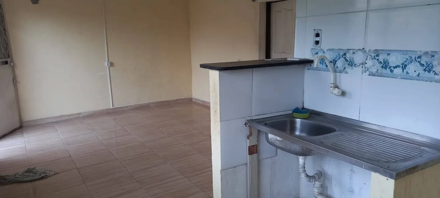 Foto 3 de Casa com 2 quartos à venda, 200m2 em Lírio do Vale, Manaus - AM