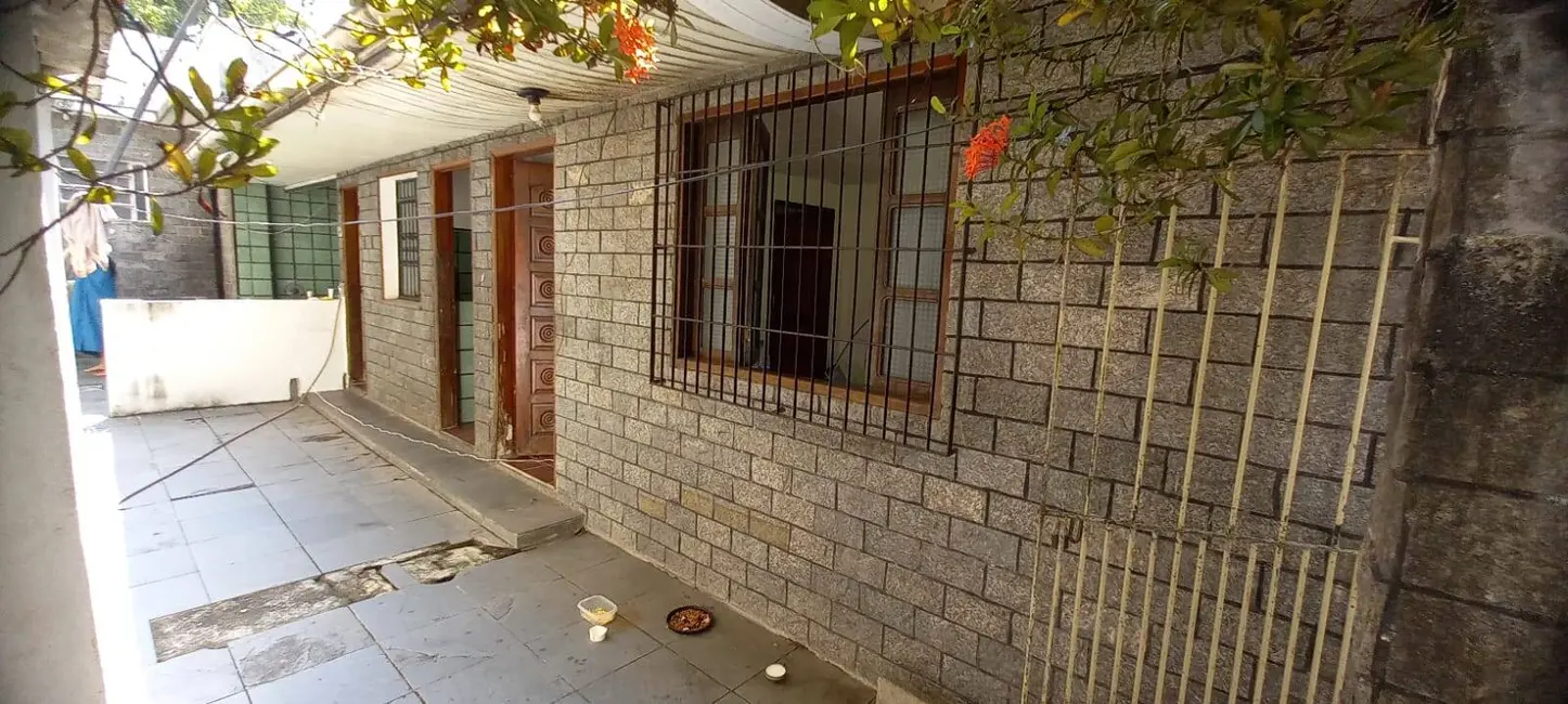 Foto 16 de Casa à venda, 307m2 em Praça 14 de Janeiro, Manaus - AM