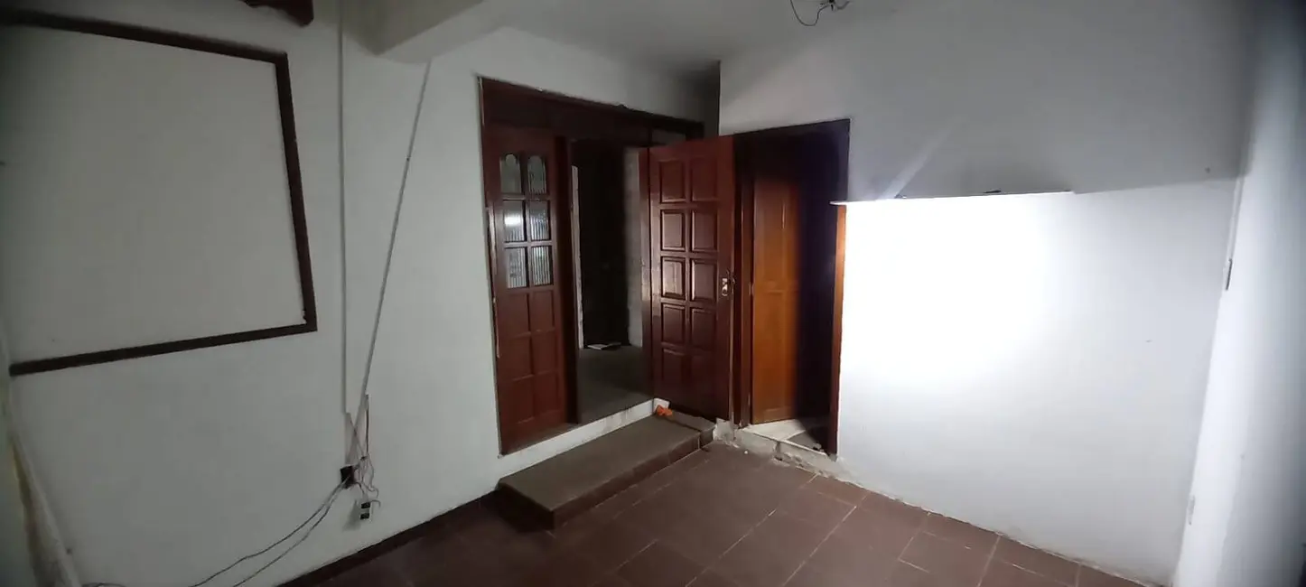 Casa à venda, 307m2 em Praça 14 de Janeiro, Manaus - AM - imagem 4 Foto 4 de Casa à venda, 307m2 em Praça 14 de Janeiro, Manaus - AM