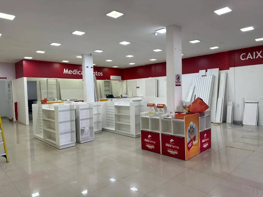 Sala Comercial para alugar, 200m2 em Tancredo Neves, Manaus - AM - imagem 5 Foto 5 de Sala Comercial para alugar, 200m2 em Tancredo Neves, Manaus - AM