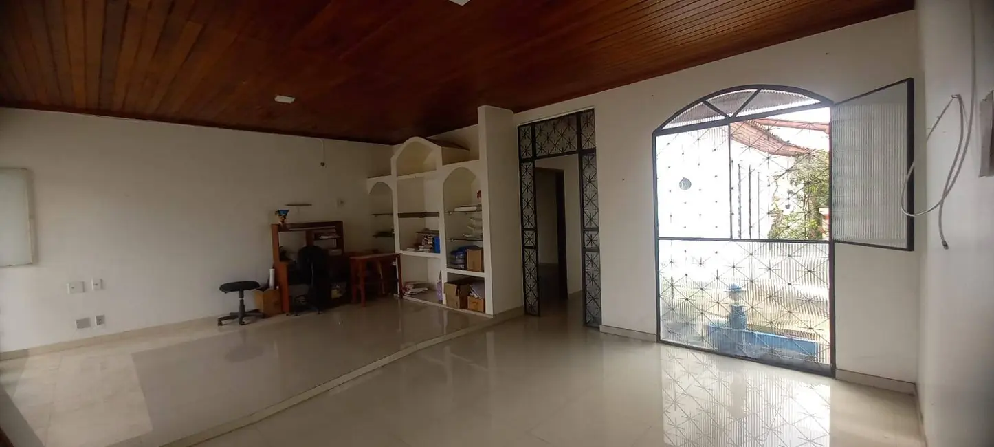 Foto 8 de Casa com 3 quartos à venda, 300m2 em Compensa, Manaus - AM