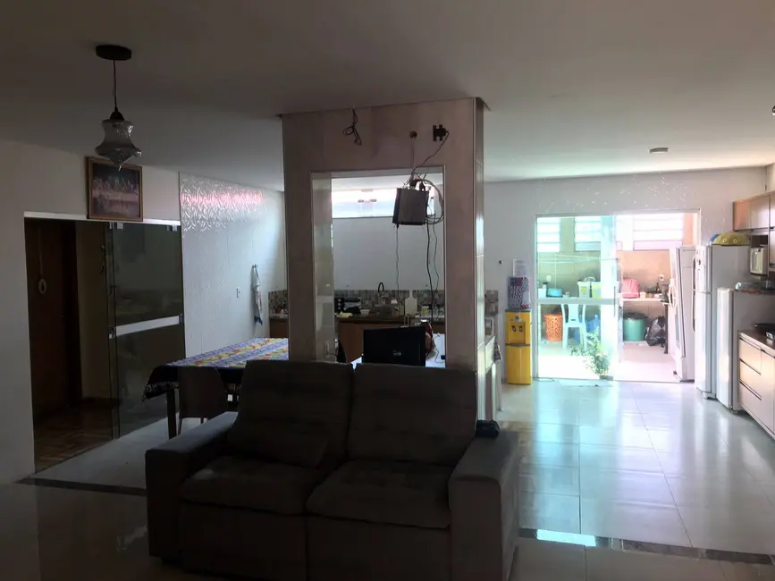 Foto 8 de Casa com 4 quartos à venda, 300m2 em Flores, Manaus - AM