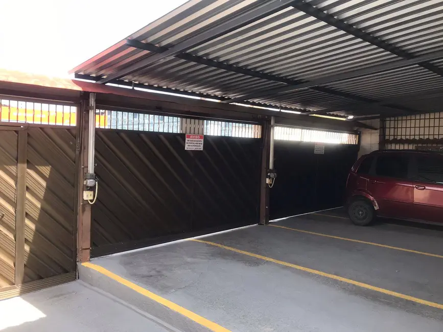 Apartamento com 3 quartos para alugar em Compensa, Manaus - AM - imagem 4 Foto 4 de Apartamento com 3 quartos para alugar em Compensa, Manaus - AM