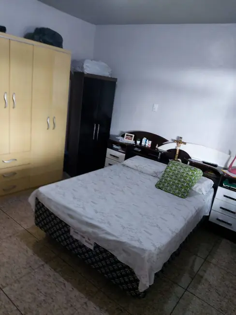 Foto 6 de Casa com 6 quartos à venda, 342m2 em Cachoeirinha, Manaus - AM