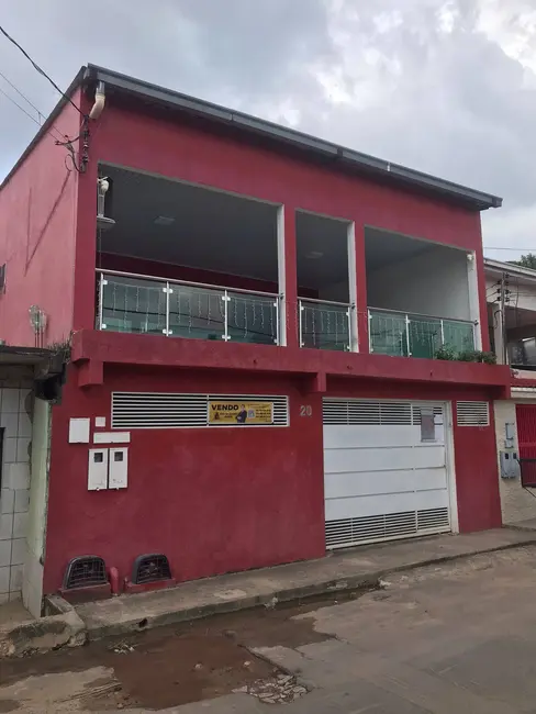 Casa com 5 quartos à venda, 107m2 em Lírio do Vale, Manaus - AM - imagem 5 Foto 5 de Casa com 5 quartos à venda, 107m2 em Lírio do Vale, Manaus - AM