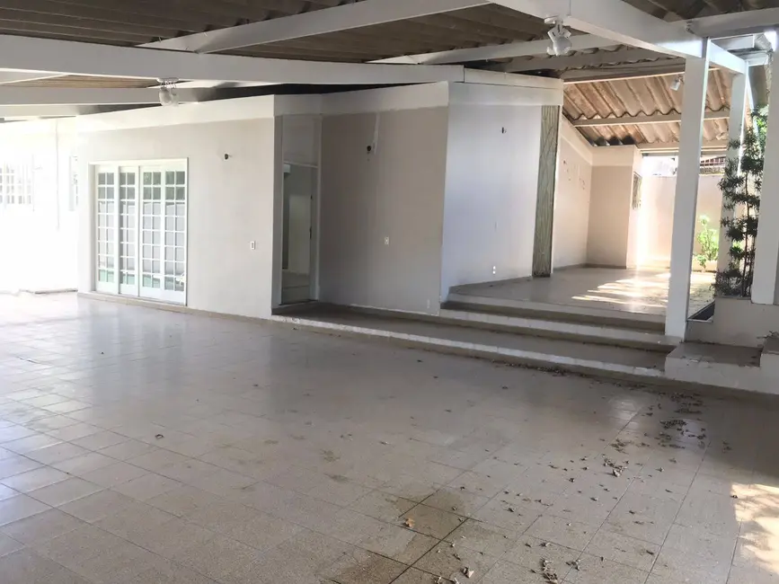 Sala Comercial para alugar, 600m2 em Aleixo, Manaus - AM - imagem 4 Foto 4 de Sala Comercial para alugar, 600m2 em Aleixo, Manaus - AM