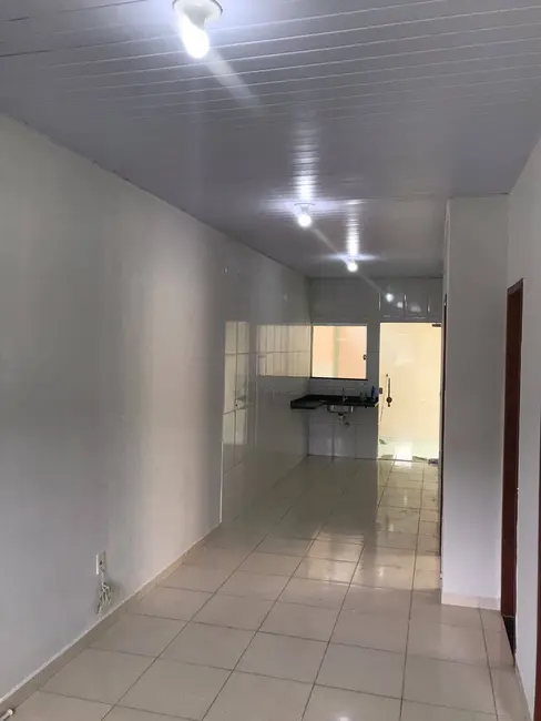 Foto 6 de Casa com 2 quartos para alugar em Colônia Santo Antônio, Manaus - AM