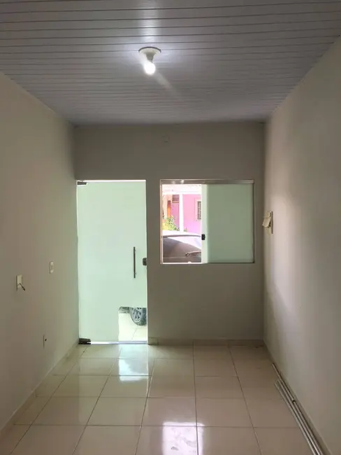 Foto 7 de Casa com 2 quartos para alugar em Colônia Santo Antônio, Manaus - AM