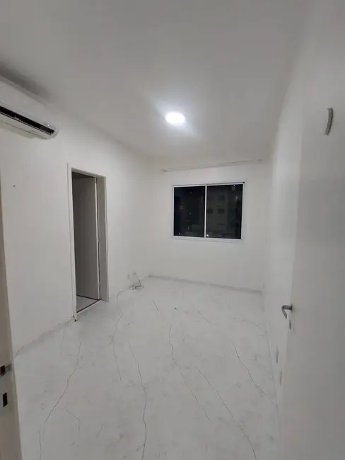 Apartamento com 3 quartos para alugar, 70m2 em Parque 10 de Novembro, Manaus - AM - imagem 7 Foto 7 de Apartamento com 3 quartos para alugar, 70m2 em Parque 10 de Novembro, Manaus - AM
