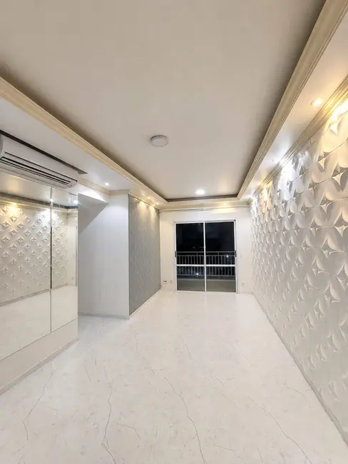 Apartamento com 3 quartos para alugar, 70m2 em Parque 10 de Novembro, Manaus - AM - imagem 2 Foto 2 de Apartamento com 3 quartos para alugar, 70m2 em Parque 10 de Novembro, Manaus - AM