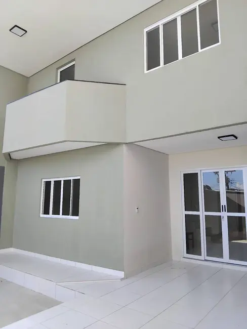 Casa com 3 quartos à venda, 237m2 em Flores, Manaus - AM - imagem 4 Foto 4 de Casa com 3 quartos à venda, 237m2 em Flores, Manaus - AM