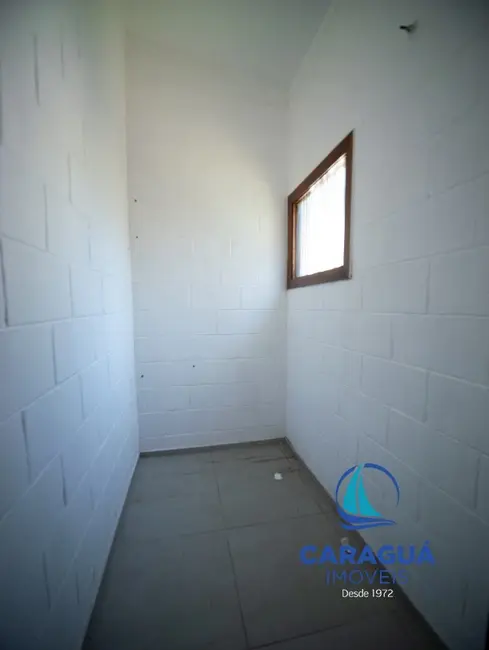 Foto 9 de Casa com 4 quartos para alugar, 266m2 em Sumaré, Caraguatatuba - SP