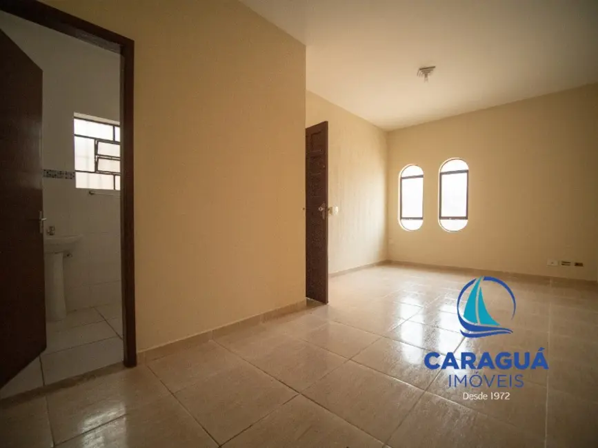 Foto 5 de Casa com 2 quartos para alugar, 150m2 em Indaiá, Caraguatatuba - SP