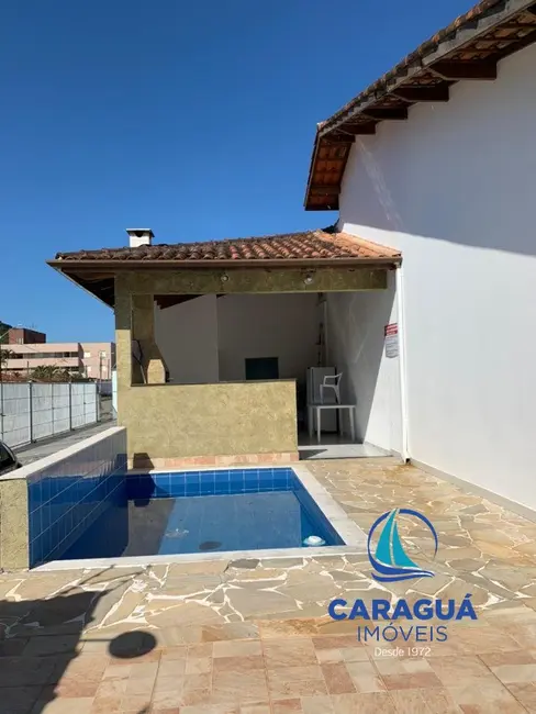 Foto 1 de Casa com 2 quartos para alugar, 60m2 em Martim de Sá, Caraguatatuba, SP