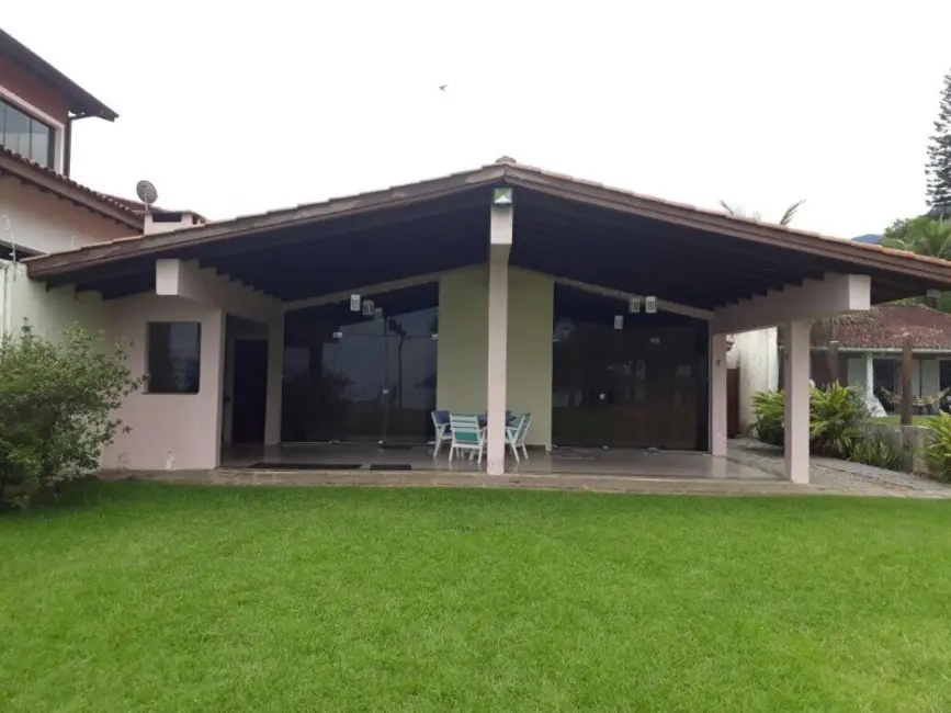 Foto 1 de Casa com 4 quartos à venda, 312m2 em Ubatuba, SP